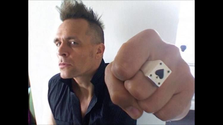 John Robb (musician) An interview with Music Journalist John Robb on Northern Bands