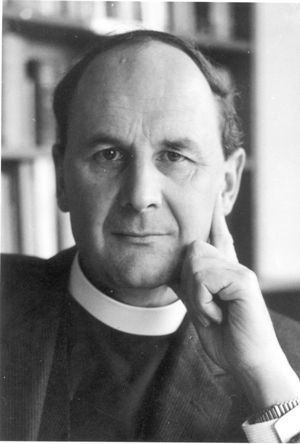John Robinson (bishop of Woolwich) trinitycollegechapelcommediaimagestoreeditable