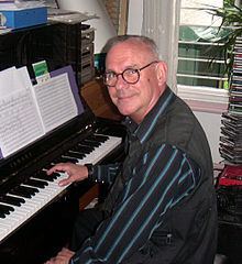 John White (composer) httpsuploadwikimediaorgwikipediaenthumb8