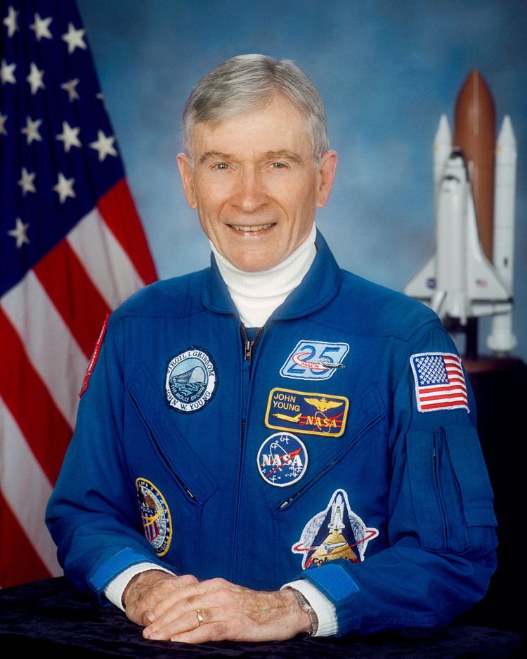 John Young (astronaut) John Young astronaut Wikipedia the free encyclopedia