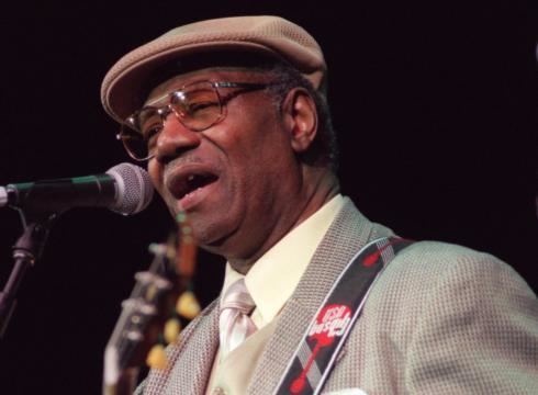 Johnnie Bassett Detroit blues guitarist Johnnie Bassett dies USATODAYcom