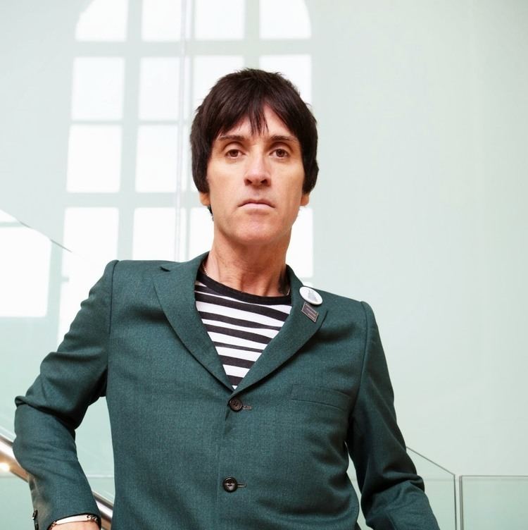 Johnny Marr httpslh3googleusercontentcomsgBESEmZ6QgAAA