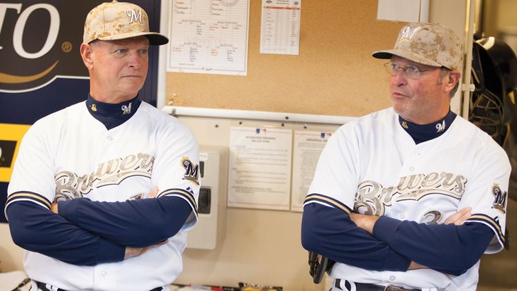 Johnny Narron Tracy Ringolsby Brewers coaches Jerry and Johnny Narron living