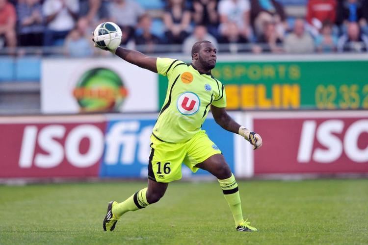 Johnny Placide Haiti Tempo Foot slection Johny Placide absent pour 3