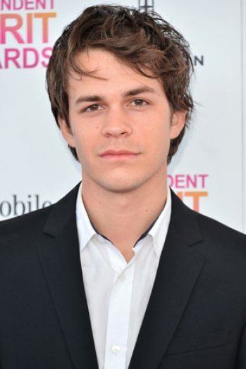 Johnny Simmons Perks of Being a Wallflower39s39 Johnny Simmons to CoStar