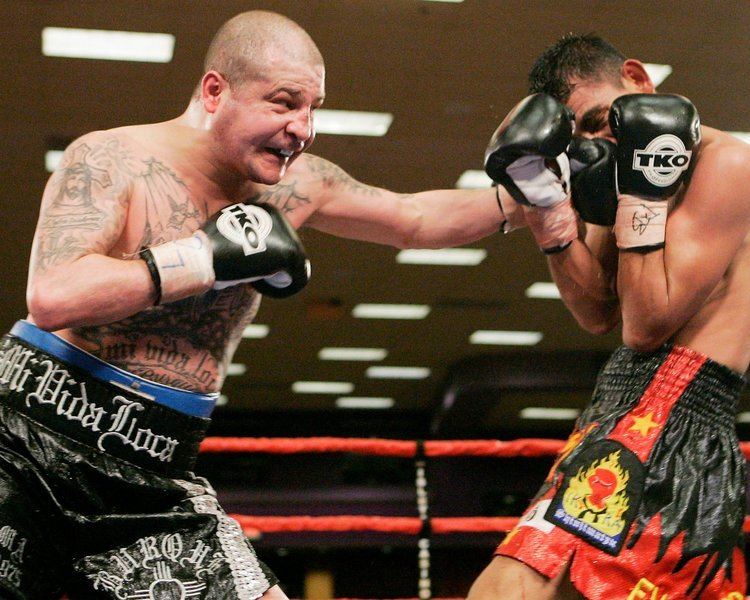 Johnny Tapia Johnny Tapia a Boxing Champion Amid Chaos Dies at 45