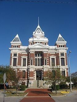 Johnson County Courthouse Square httpsuploadwikimediaorgwikipediacommonsthu