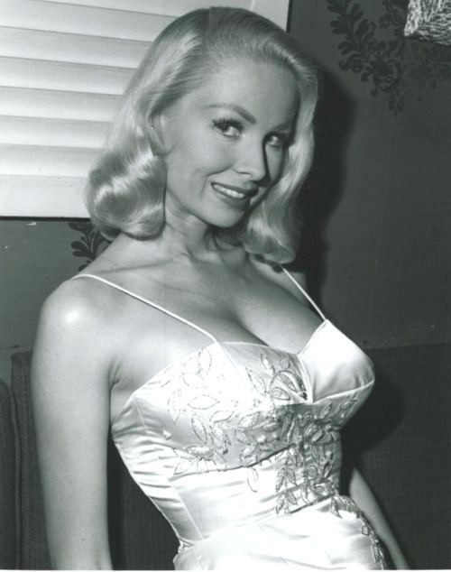 Joi Lansing 740fulljoilansingjpg