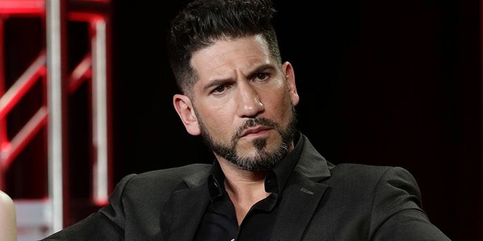 Jon Bernthal Punisher Actor Jon Bernthal Walked the Brooklyn Bridge Until Sunrise