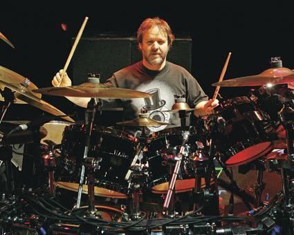 Jon Fishman Jon Fishman Phish Plays The Rolling Stones Modern Drummer Magazine