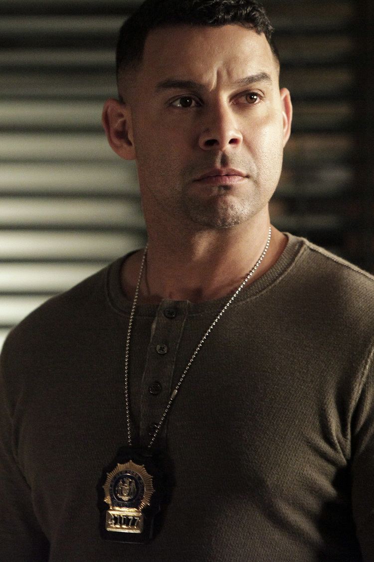 Jon Huertas JON HUERTAS Castle Chronicles