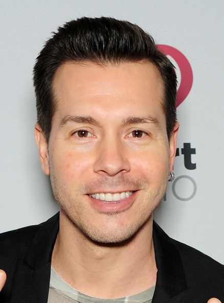 jon seda lisa gomez