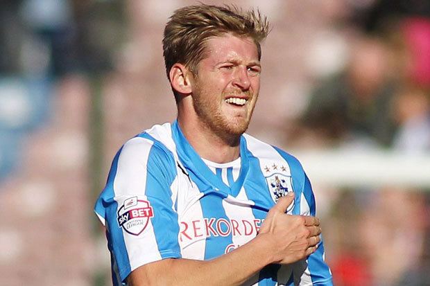 Jon Stead Huddersfield 3 Leeds 2 Jon Stead gives Mark Robins reason