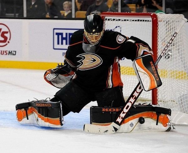 Jonas Hiller Ducks Jonas Hiller visits head injury specialist InGoal Magazine