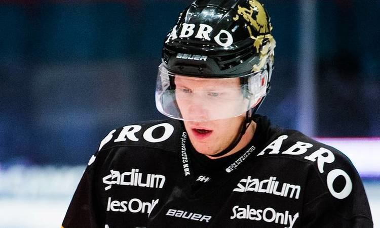 Jonas Liwing AIKs nyckelback flyttar till Tyskland AIK Allsvenskan
