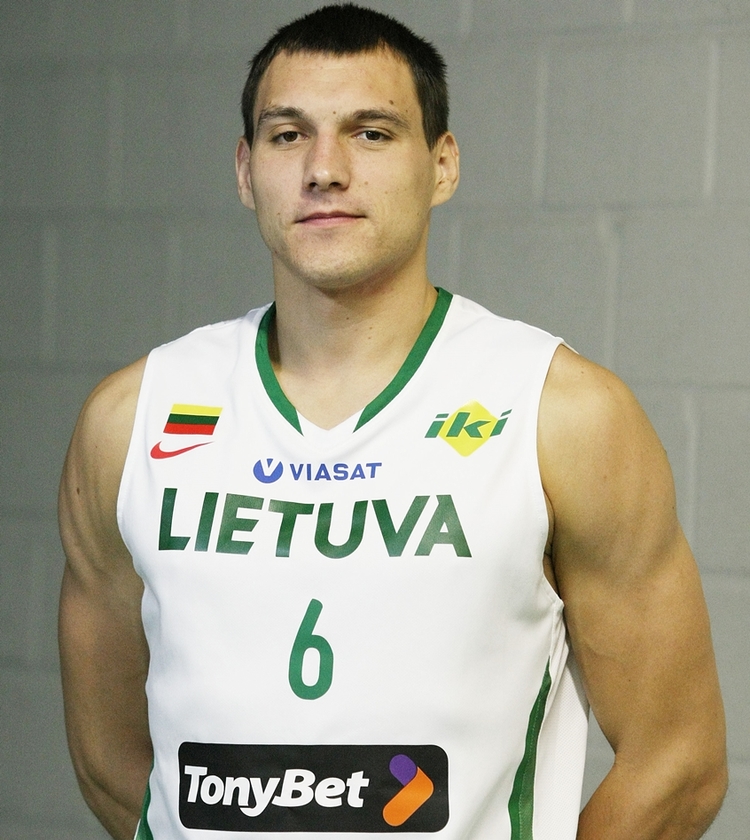 Jonas Maciulis Classify Lithuanian basketball player Jonas Maciulis
