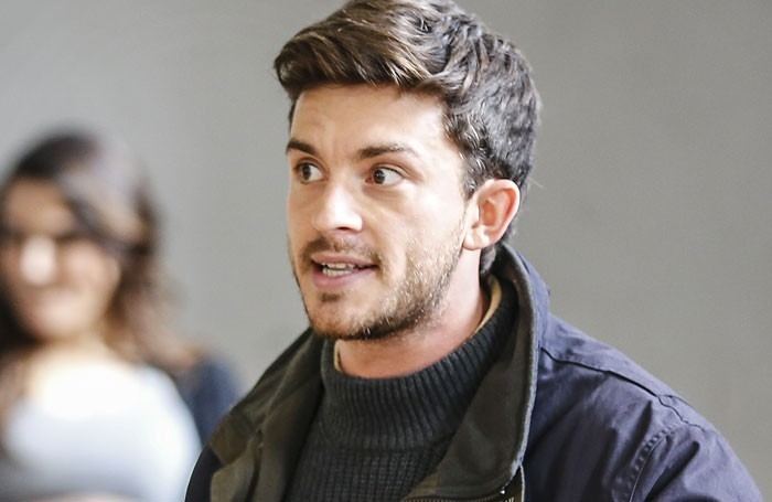 Jonathan Bailey (actor) Interview with Jonathan Bailey