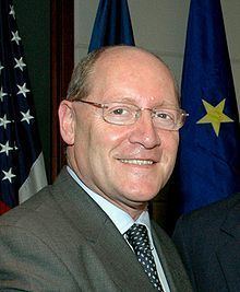 Jonathan Evans (politician) httpsuploadwikimediaorgwikipediacommonsthu
