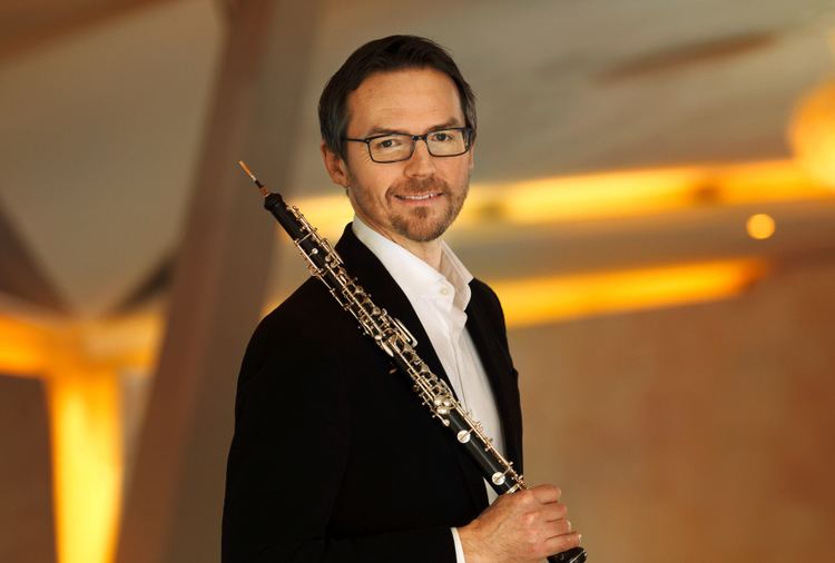 Jonathan Kelly (oboist) Interview with Jonathan Kelly principal oboe of the Berliner