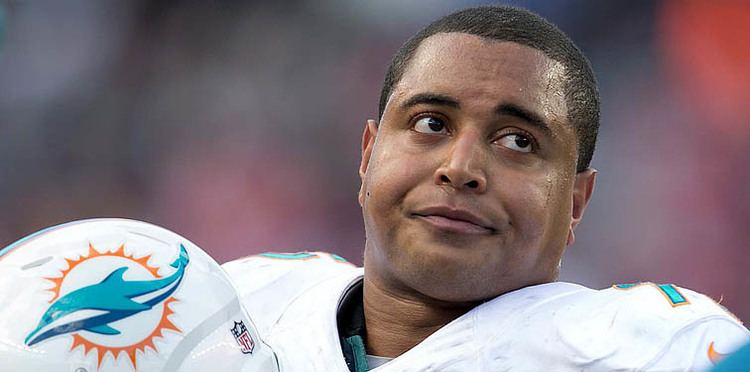 Jonathan Martin (American football) Miami Dolphins Martin takes leaves after bullying www