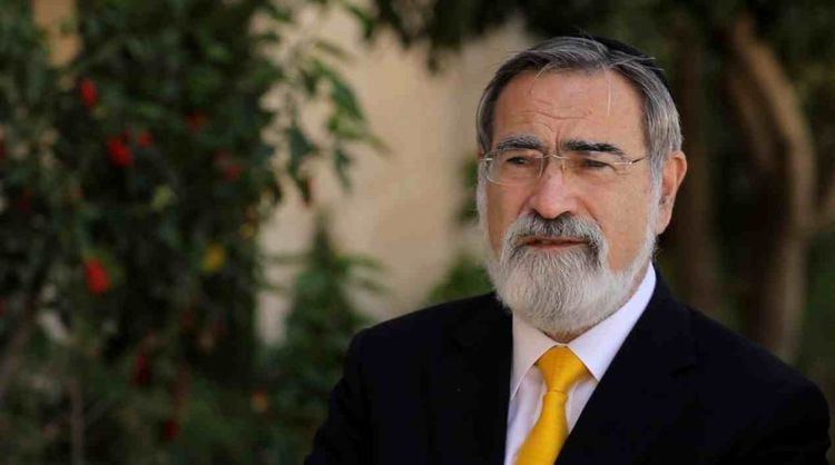 Jonathan Sacks Lord Sacks BDS makes it 39almost impossible39 for Europe39s