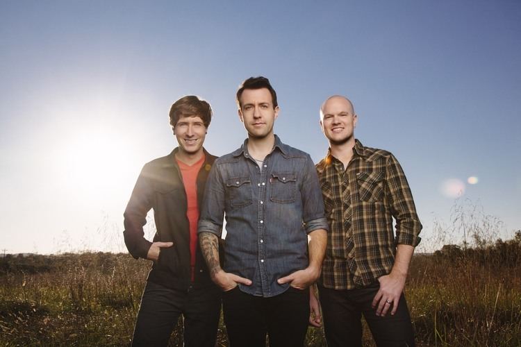 Jonathan Steingard A conversation with Hawk Nelson lead singer Jonathan