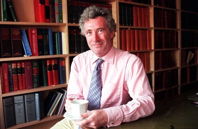 Jonathan Sumption, Lord Sumption Britain CAN ditch European human rights laws says top judge
