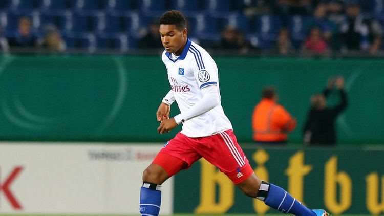 Jonathan Tah Jonathan Tah signs for Bayer Leverkusen from Hamburg