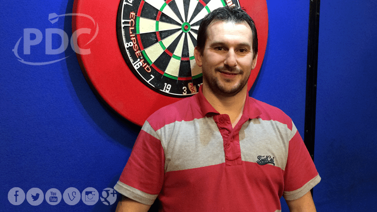 Jonny Clayton PDC Darts on Twitter quotTOUR CARDS Nathan Derry Jamie Robinson