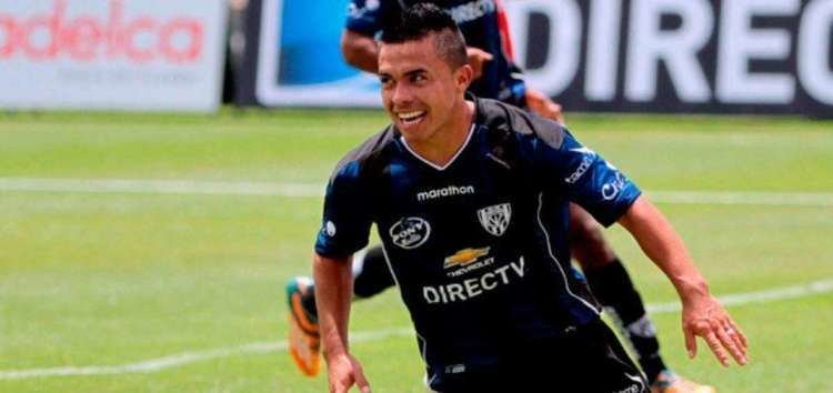Jonny Uchuari Jonny Uchuari nuevo jugador del Deportivo Cuenca