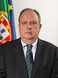 João Soares (politician) httpsuploadwikimediaorgwikipediaptthumb0