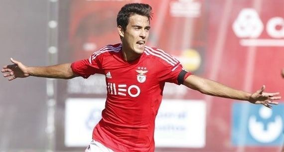 João Teixeira (footballer, born 1994) Guimares Digital Joo Teixeira pode reforar Vitria por