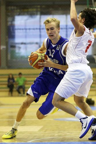 Joonas Cavén Susijengidebytantti Cavn pelasi avausminuuttinsa Espanjan ACB