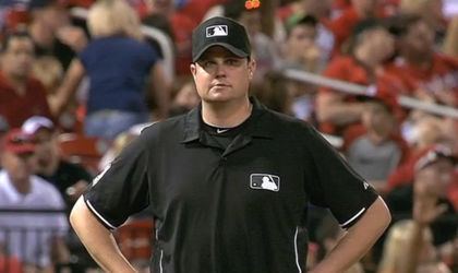 Jordan Baker (umpire) MLB umpire39s disgusting habit comes under fire MLB