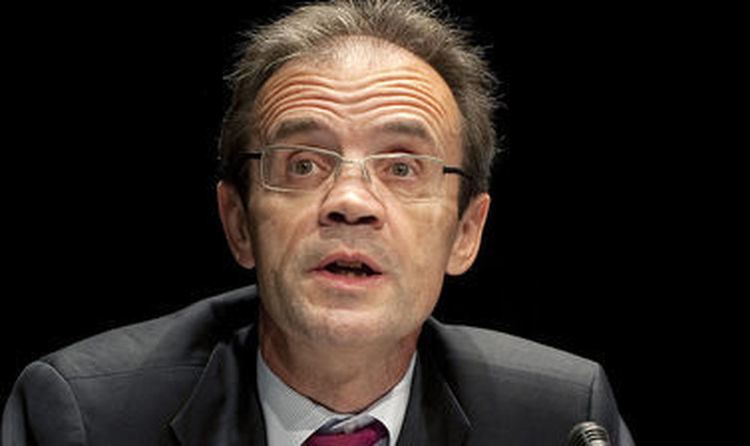 Jordi Gual L39economista Jordi Gual nou president de CaixaBank en substituci d