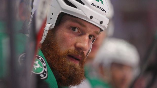 Jordie Benn Dallas Stars Tyler Seguin shaves Jordie Benn39s beard after