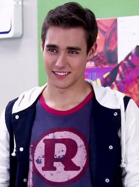Jorge Blanco Collections that include Jorge Blanco Leon We Heart It