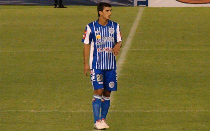 Jorge Curbelo Jorge Curbelo a una firma de ser jugador de Nacional