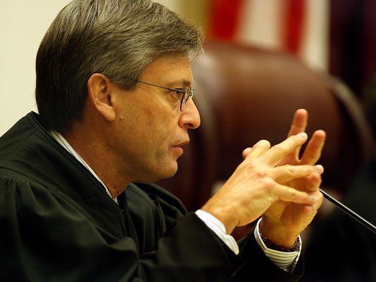 Jorge Labarga Jorge Labarga sworn in as Florida39s chief justice