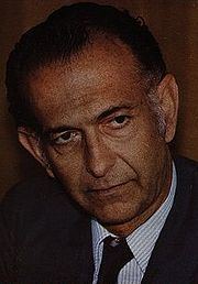 José Alfredo Martínez de Hoz httpsuploadwikimediaorgwikipediacommonsthu