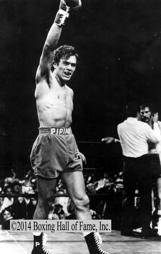 José Cuevas (boxer) Pipino Cuevas Ko39s Pete Ranzany This Day in Boxing September 9 1978