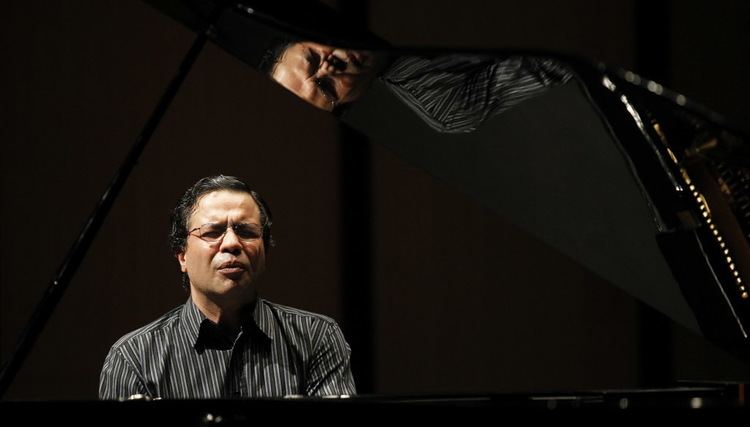 José Feghali Pianist Cliburn winner and TCU piano prof Jose Feghali has died