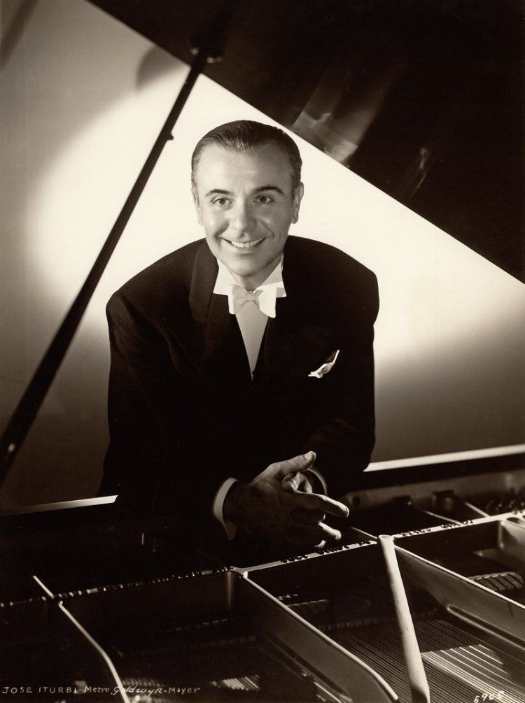 José Iturbi Jose Iturbi Conductor PianoHarpsichord Short Biography
