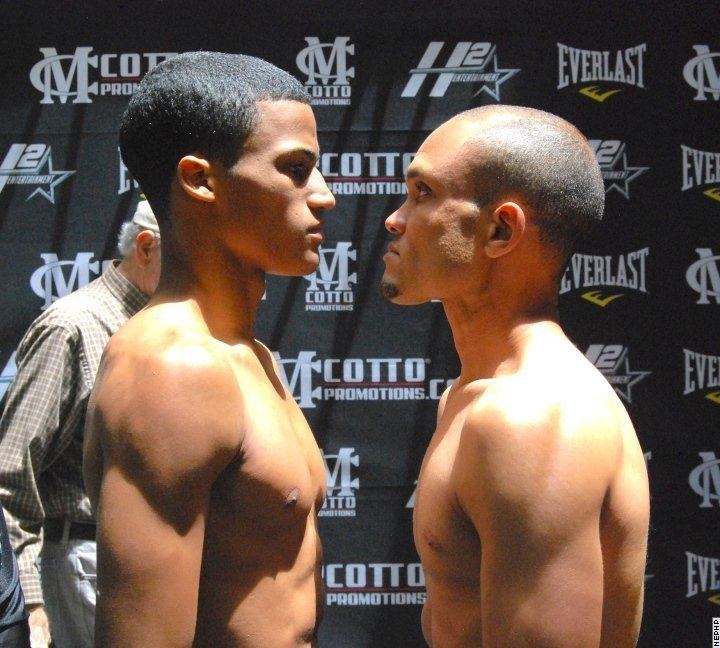 Jose Lopez (boxer) wwwboxingscenecomuploads76127JOSELOPEZLEIVI