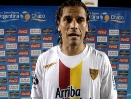 José Luis Villanueva Con gol de Jos Luis Villanueva Boca Unidos de Corrientes avanz en