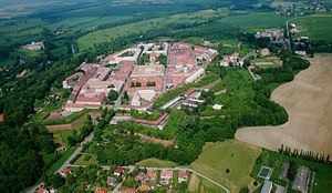 Josefov Fortress httpsuploadwikimediaorgwikipediacommonsthu