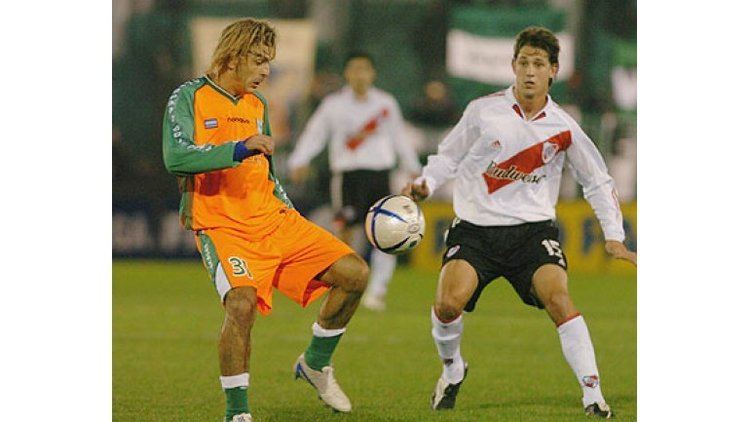 Josemir Lujambio Banfield gole a River con un Josemir Lujambio imparable