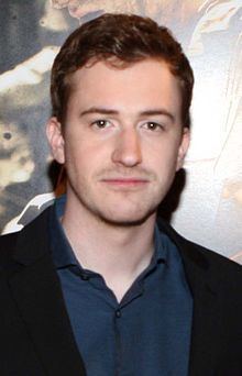 Joseph Mazzello httpsuploadwikimediaorgwikipediacommonsthu