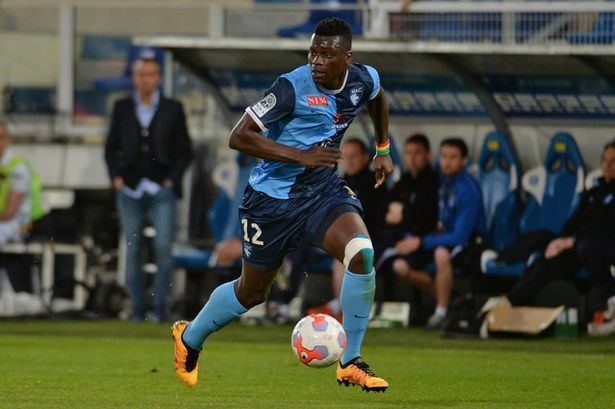 Joseph Mendes Watch all of Joseph Mendes nine goals for Le Havre during the 2015