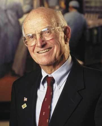 Joseph Murray Transplant Pioneer Nobel Laureate Dies at Age 93 HMS